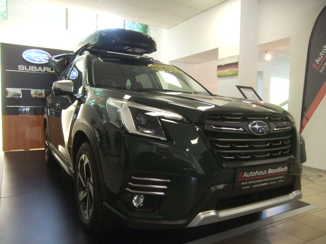 SUBARU - Forester 2.0ie Lineartronic Platinum (S5)